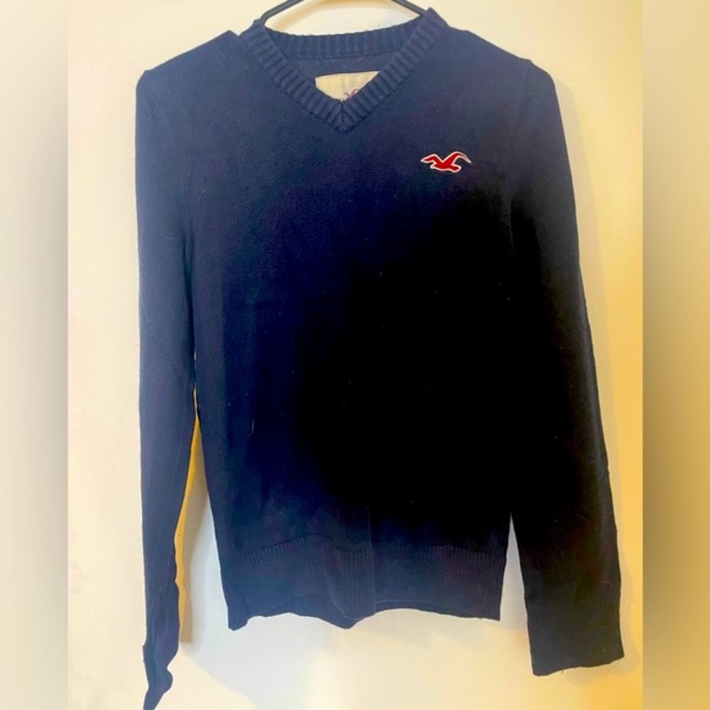 Hollister men’s small cardigan sweater